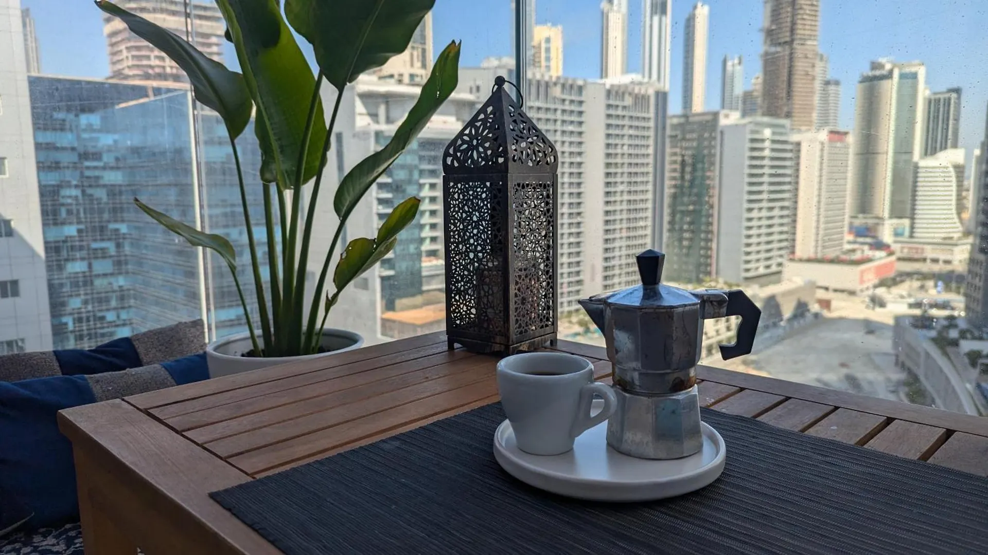Apartment Dubai Business Bay - Canal View Studio