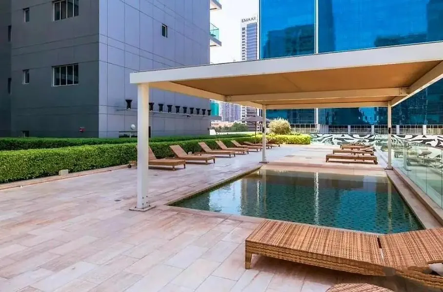 Dubai Business Bay - Canal View Studio Apartment