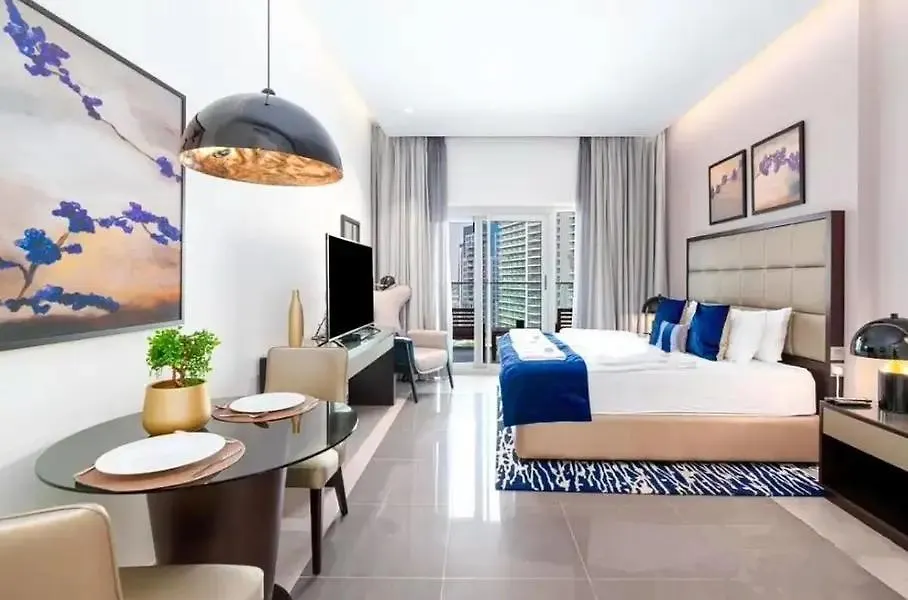 Dubai Business Bay - Canal View Studio